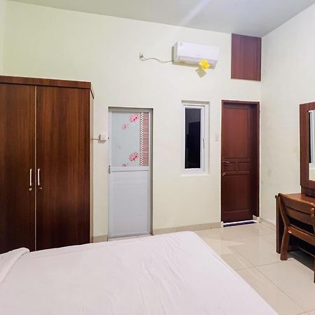 OYO 90500 Teratai Residence Medan Bagian luar foto